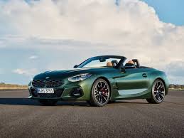 BMW Z4: Roadster Sporty dengan Performa dan Desain Mewah