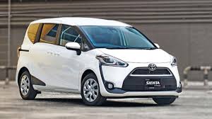 Toyota Sienta: Mobil MPV yang Nyaman dan Praktis untuk Keluarga