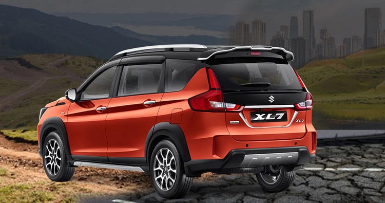 Suzuki XL7: Mobil SUV Keluarga yang Tangguh dan Stylish